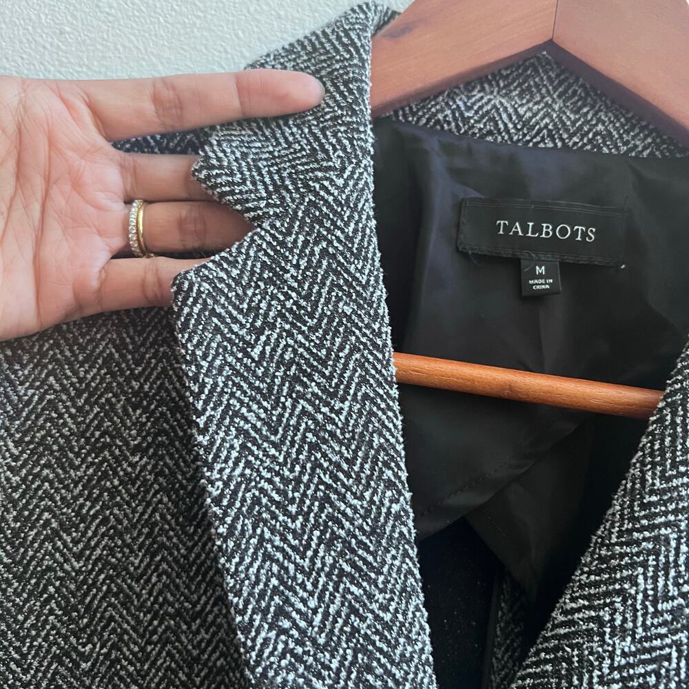 Talbots Textured Tweed Jacket Blazer Front Pockets Two tone Buttons Old Money M - Picture 4 of 9